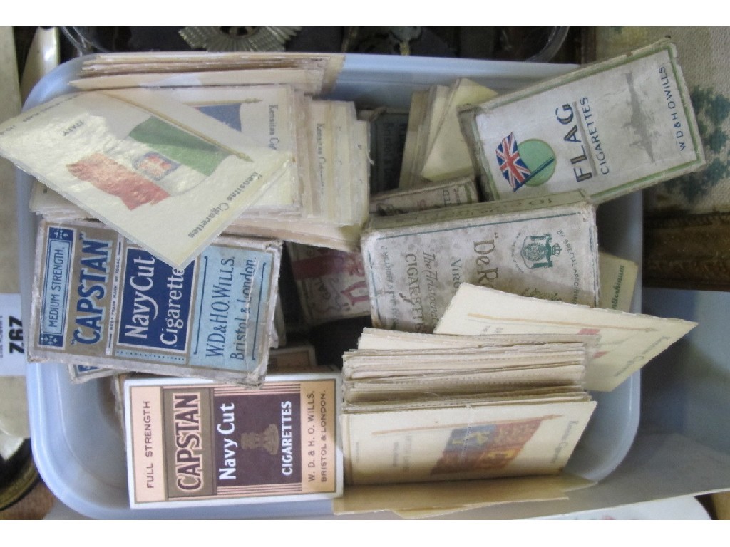 Appraisal: Box of cigarette cards