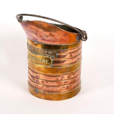 Appraisal: A French copper Decalitre bucket cm high