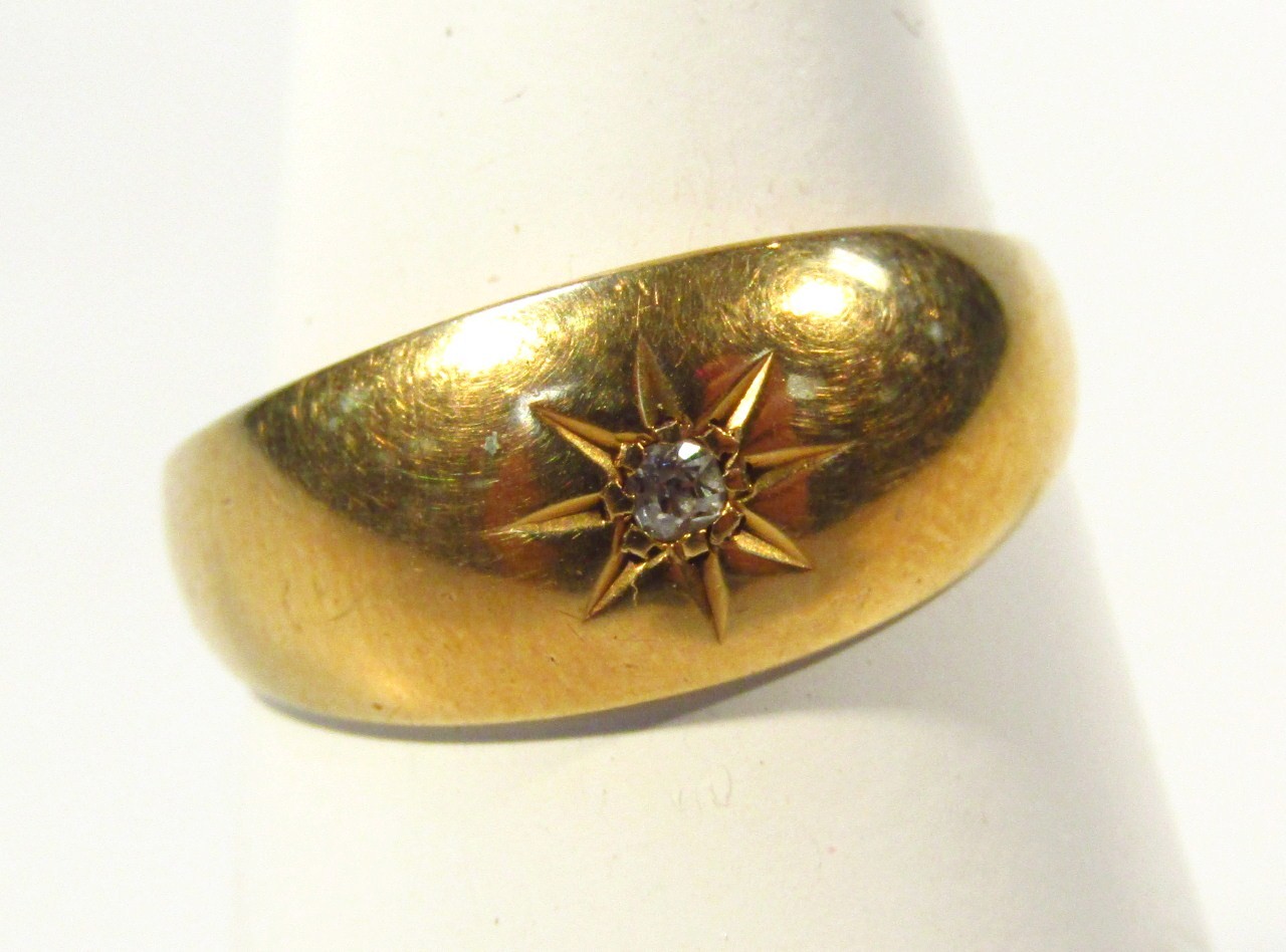 Appraisal: An ct gold ring star set with a small diamond