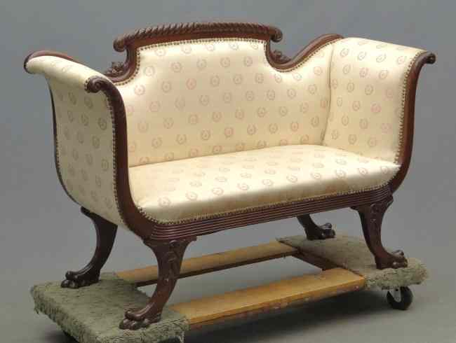 Appraisal: Federal style settee in the manner of Duncan Phyfe Rope