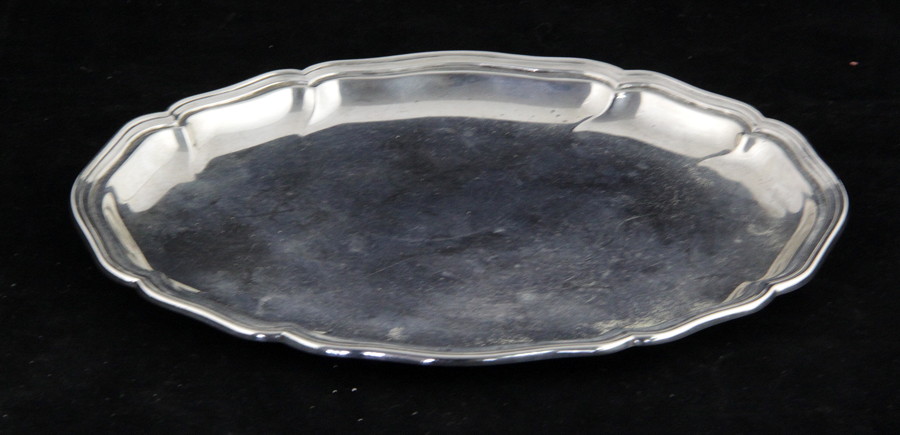 Appraisal: A Norwegian silver dish Thune standard of oval form with