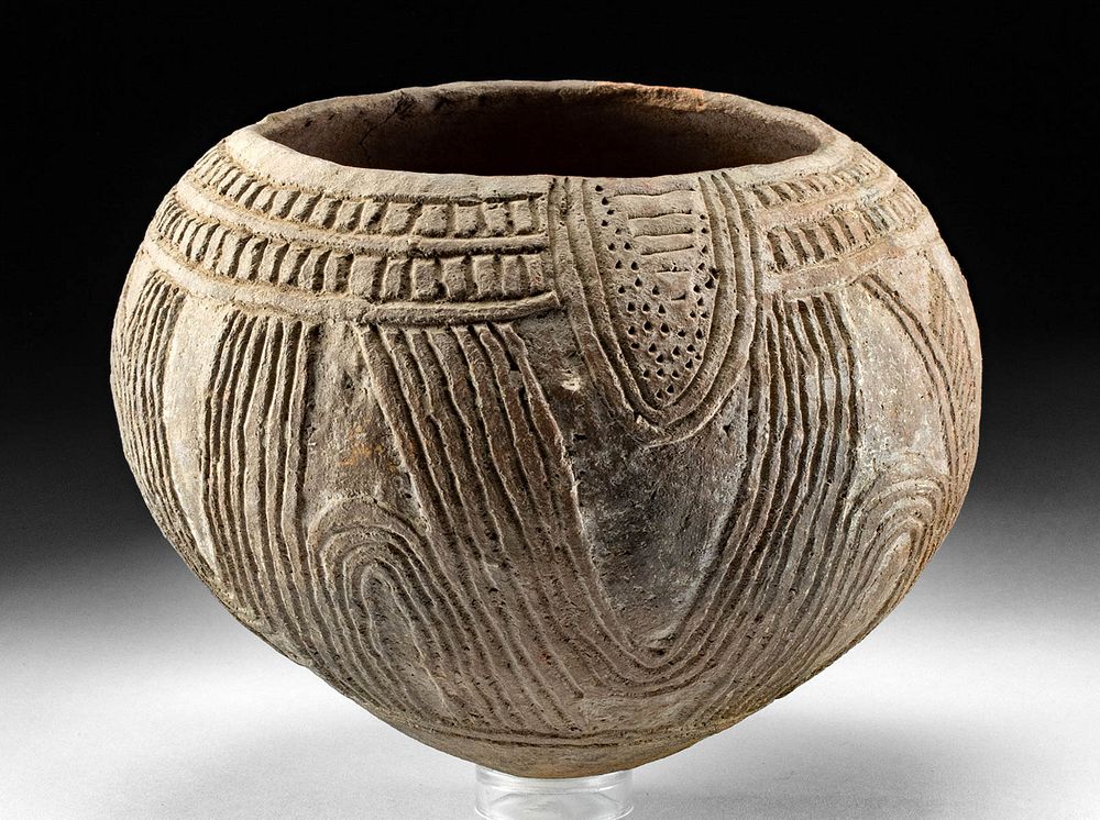 Appraisal: Early th C Papua New Guinea Incised Pottery Bowl Oceania