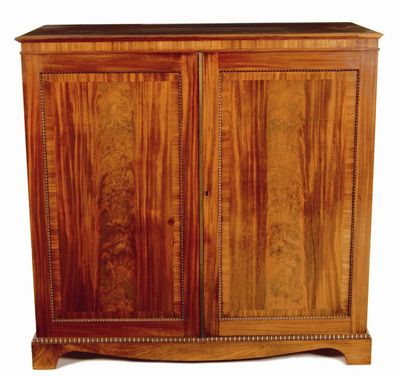 Appraisal: A George IV mahogany low linen press the moulded edge