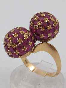 Appraisal: A yellow metal tests carat gold double bombe ring set