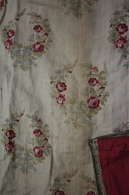 Appraisal: A PAIR OF TH CENTURY FRENCH LINEN CURTAINS decorated with