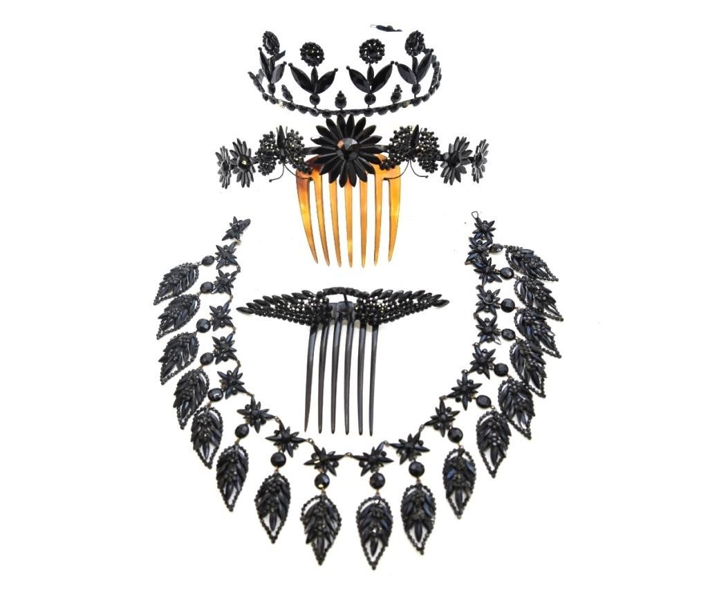 Appraisal: French jet mourning jewelry consisting of a necklace with flora