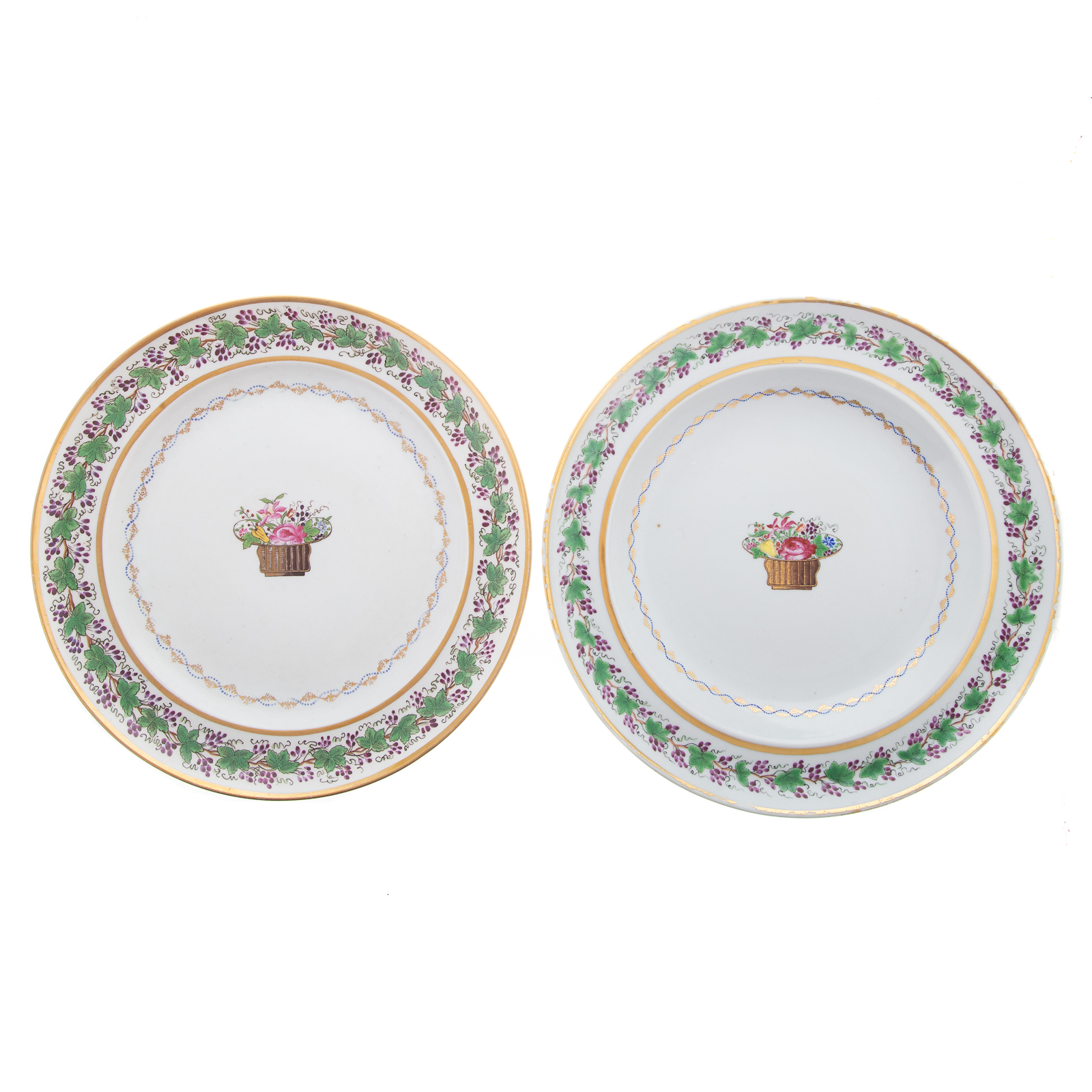 Appraisal: TWO CHINESE EXPORT PORCELAIN PLATES Circa - dinner and soup