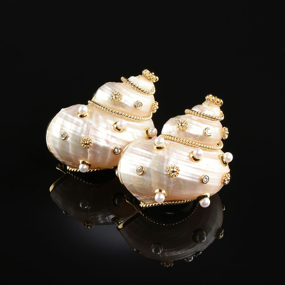 Appraisal: A PAIR OF TRIANON STYLE PEARL AND DIAMOND JEWELED TURBO