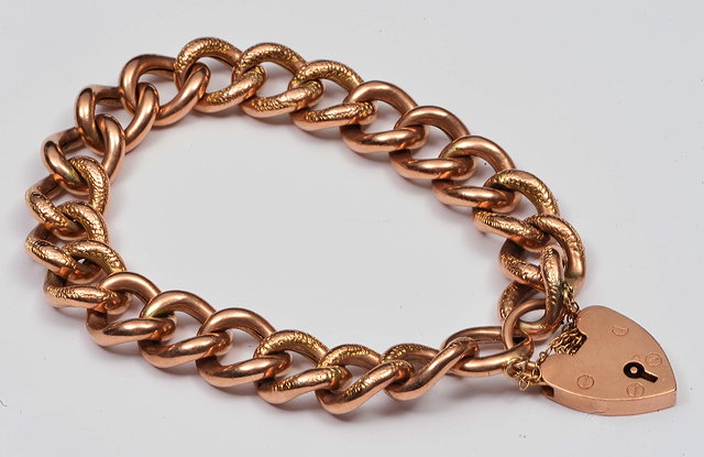 Appraisal: ct gold braceletof chain link form with padlock clasp grams