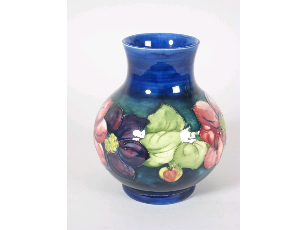 Appraisal: A Moorcroft ovoid Vase with frieze of anemones on a