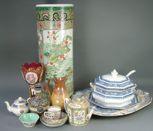 Appraisal: A selection of ceramics and glass to include A th