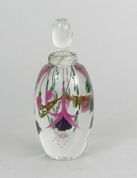 Appraisal: A Lunderg Studios Perfume Bottle A Lundberg Studios perfume bottle