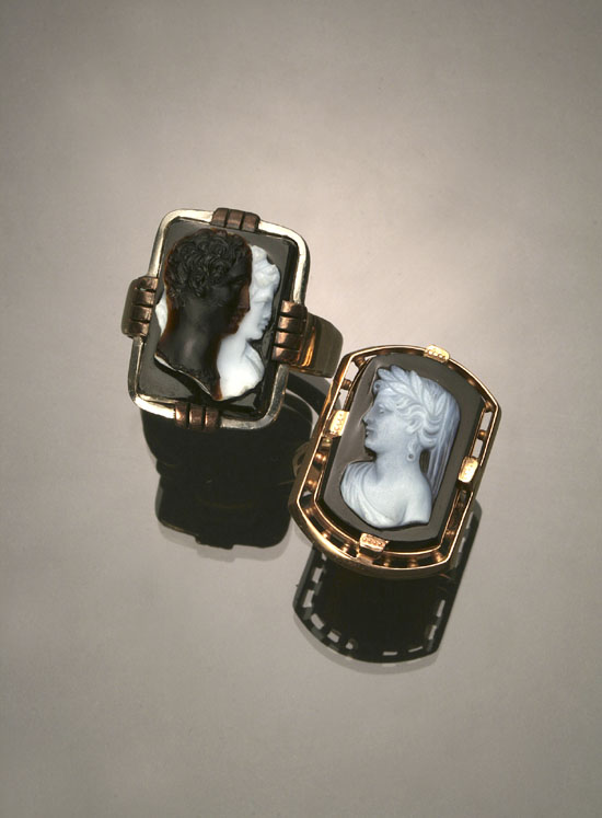 Appraisal: Two Yellow-Gold and Hardstone Cameo Rings Consisting of a gentleman's