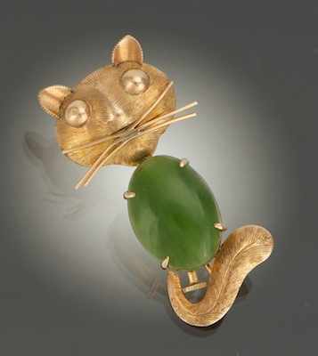 Appraisal: An k Gold and Jade Cat Brooch k yellow gold