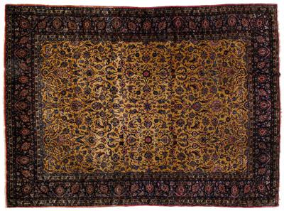 Appraisal: Kashan rug repeating overall vine and floral designs on pale