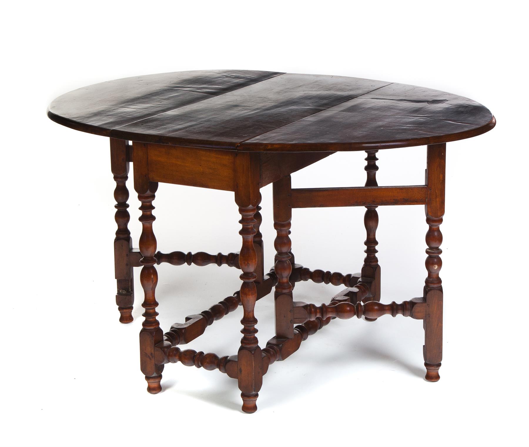 Appraisal: AMERICAN GATELEG TABLE Eighteenth century maple Good turnings shaped leaves