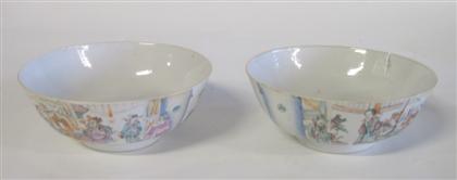 Appraisal: Pair of Chinese famille rose bowlslate qing dynasty