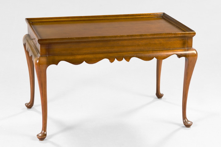 Appraisal: Queen Anne-Style Mahogany Cocktail Table of diminutive proportions the rectangular