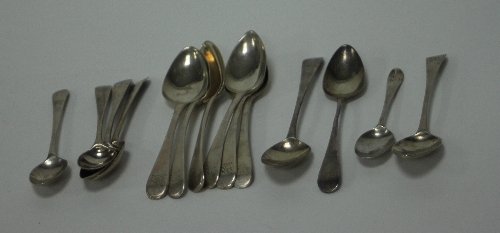 Appraisal: A set of six George IV silver teaspoons W B