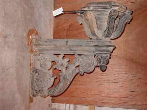 Appraisal: MASSIVE CAST IRON BRACKET LIGHT FIXTURE h w d in