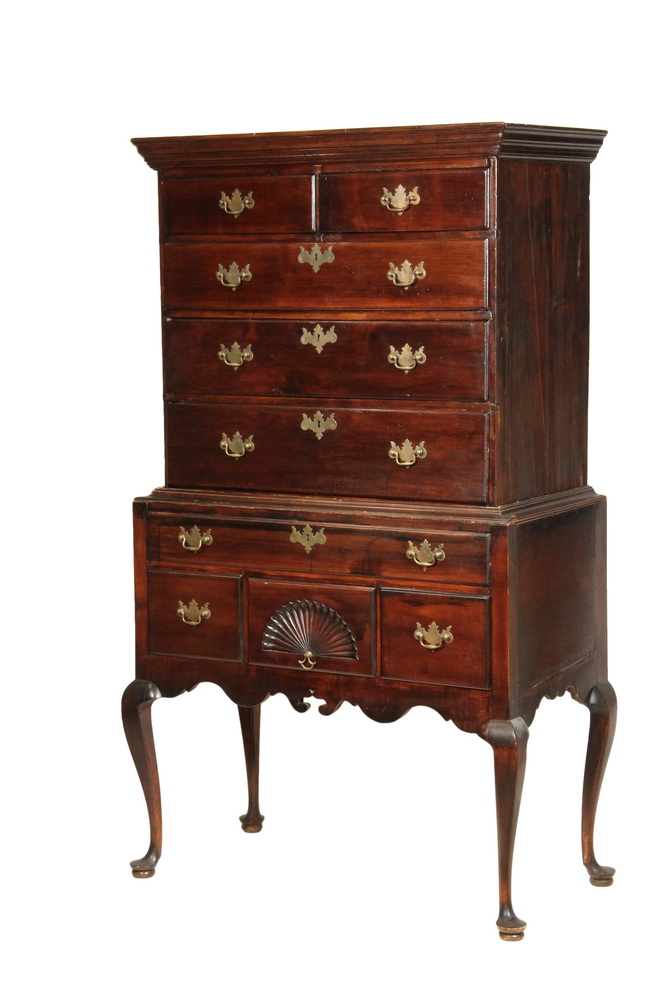 Appraisal: HIGHBOY - th c Queen Anne Two-Part Highboy in walnut