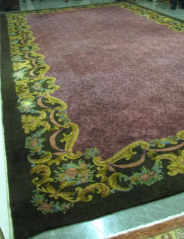 Appraisal: Vintage 's wool room size rug ' x ' textured