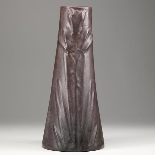 Appraisal: VAN BRIGGLETall vase with yucca plants burgundy glaze with pale