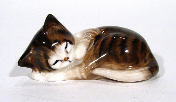 Appraisal: Hand painted Royal Doulton kitten printed factory marks and painted