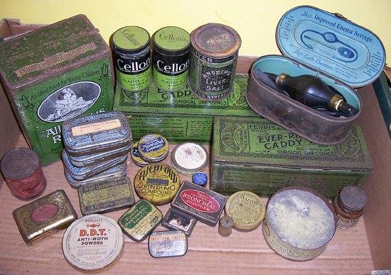 Appraisal: A quantity of pastille and medicine tins and a Boots