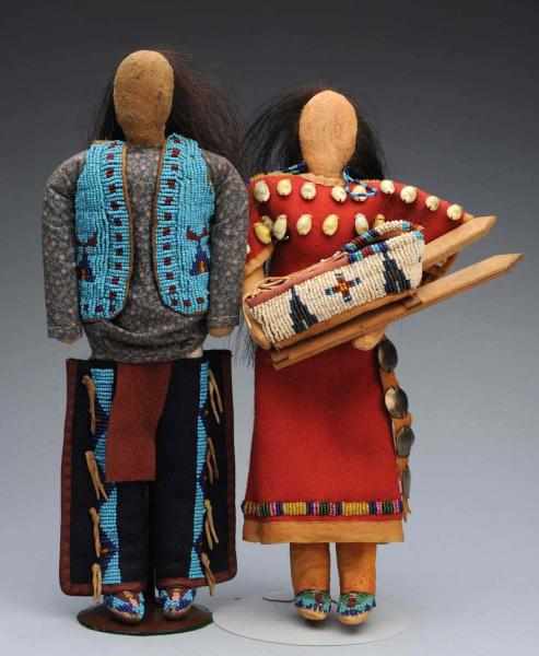 Appraisal: Pair of Native American Dolls Tag attached identifies them as