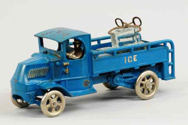 Appraisal: MACK ICE TRUCK Arcade an early enclosed Mack cab with