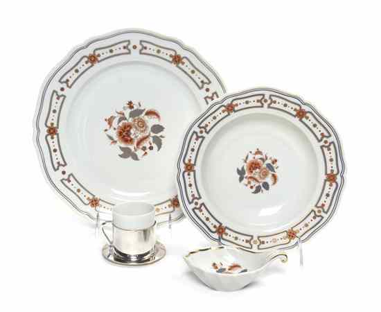 Appraisal: A Partial Italian Porcelain Dinner Service Richard Ginori comprising dinner