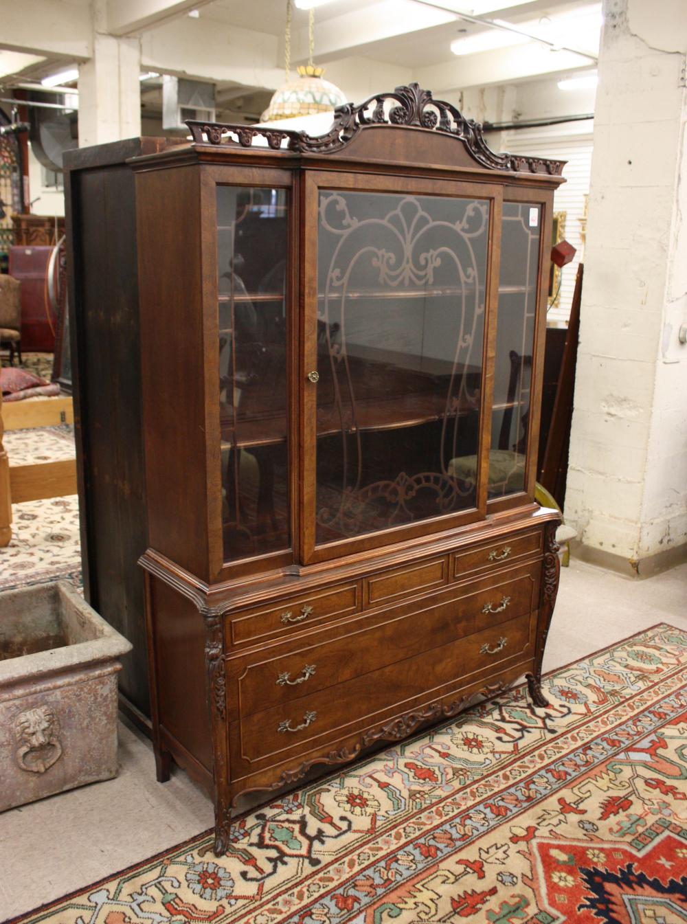 Appraisal: LOUIS XV STYLE CHINA CABINET ON BUFFET American c 's