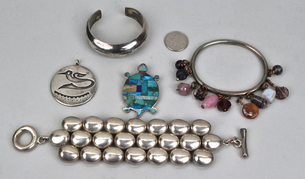 Appraisal: Sterling Silver Kuo Navarro Bracelet NA Items comprising a Robert