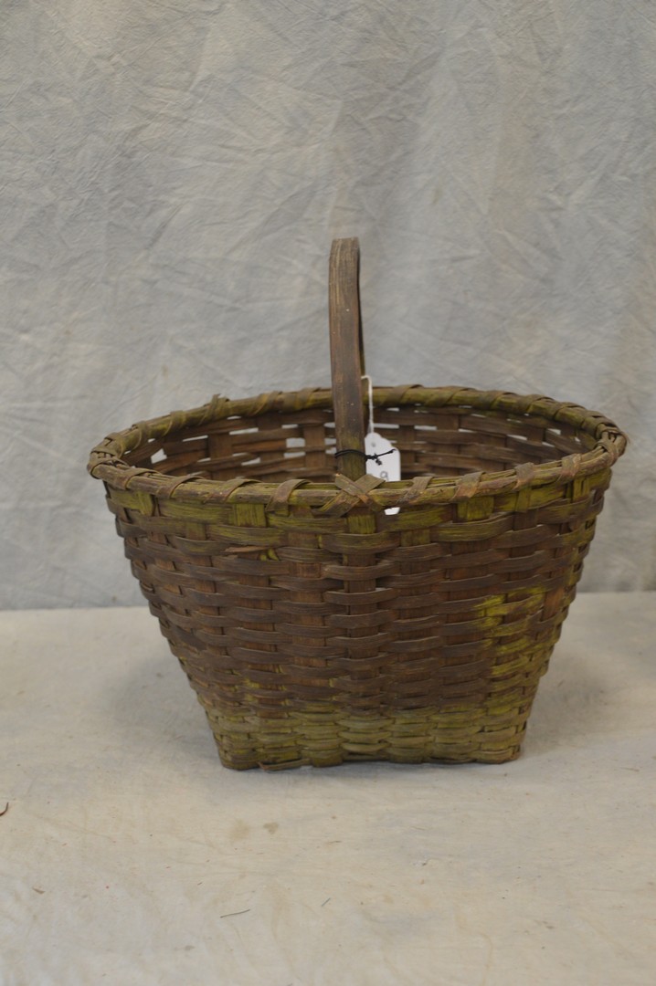 Appraisal: New Jersey field basket initialed JP in green paint some