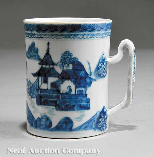 Appraisal: A Chinese Export Blue and White Porcelain Tankard th c