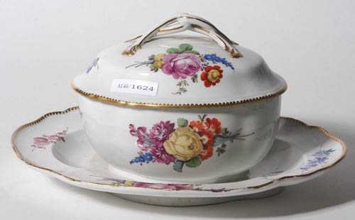 Appraisal: SMALL OVAL TUREEN AND COVER Meissen circa On pr sentoir