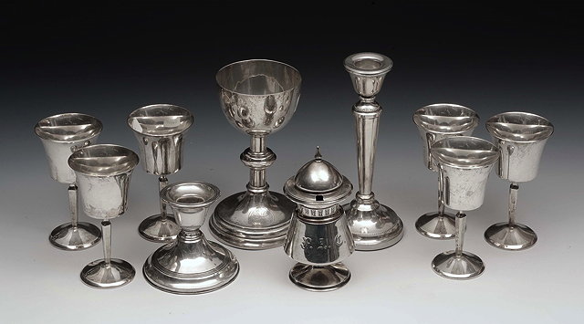 Appraisal: A SET OF SIX SILVER GOBLETS cm high Birmingham a