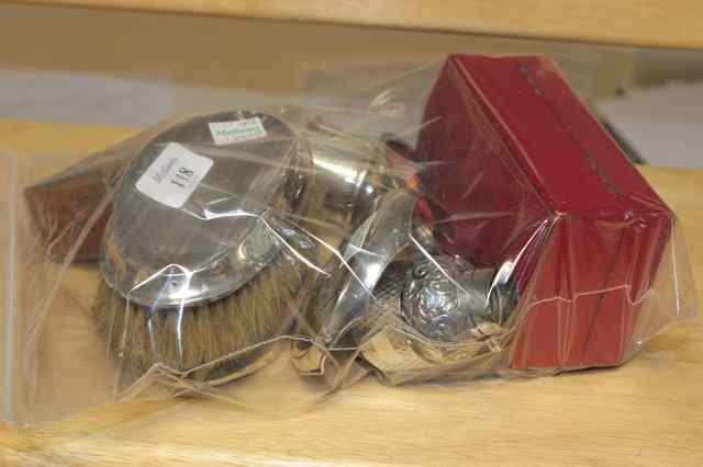 Appraisal: A QUANTITY OF SILVER to include a pair of ashtrays