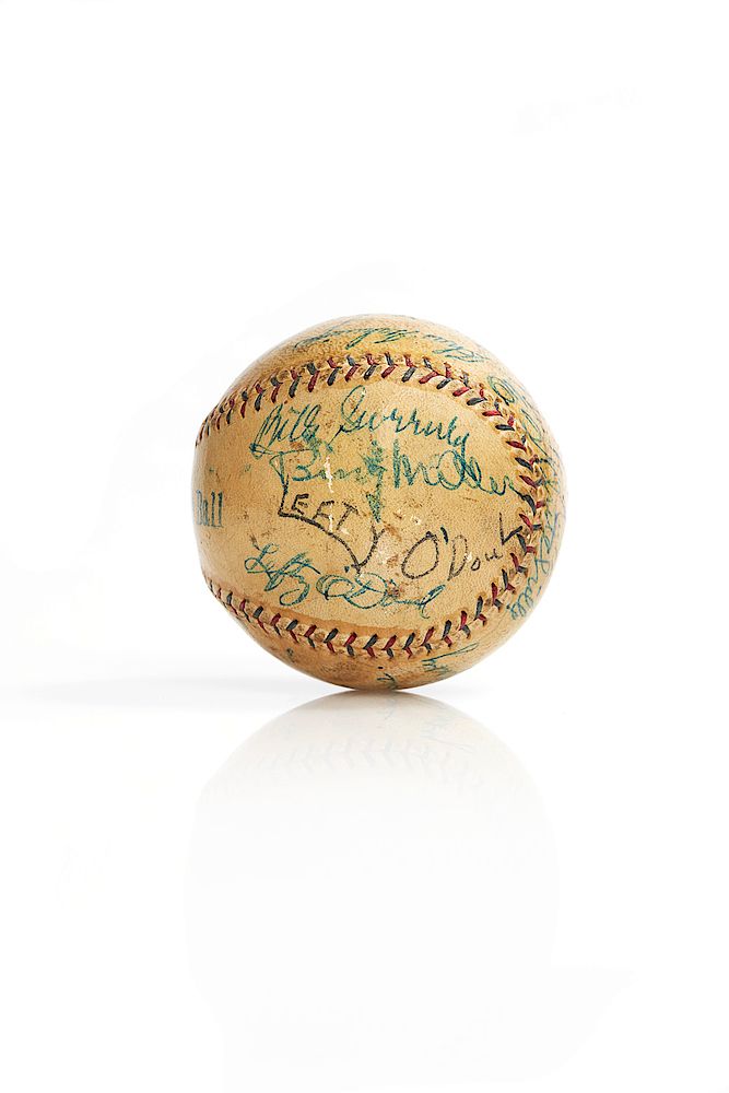 Appraisal: Babe Ruth Lefty O'Doul Lefty Grove and others Signed Baseball