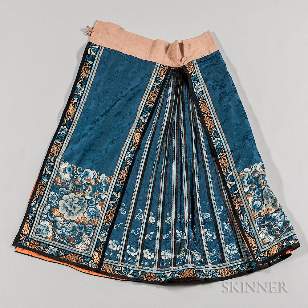 Appraisal: Han-style Apron Skirt Baizhequn Han-style Apron Skirt Baizhequn China th