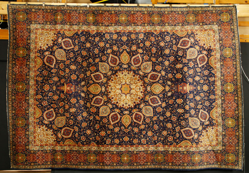 Appraisal: - Antique Persian Tabriz Rug Fine Antique Persian Tabriz rug