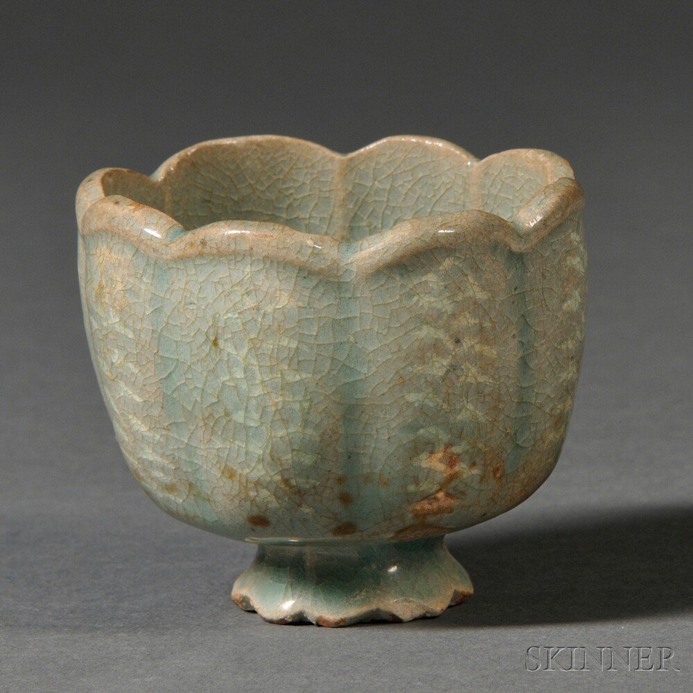 Appraisal: Flower-shaped Celadon Cup Korea octofoil with lobed rim inlaid with