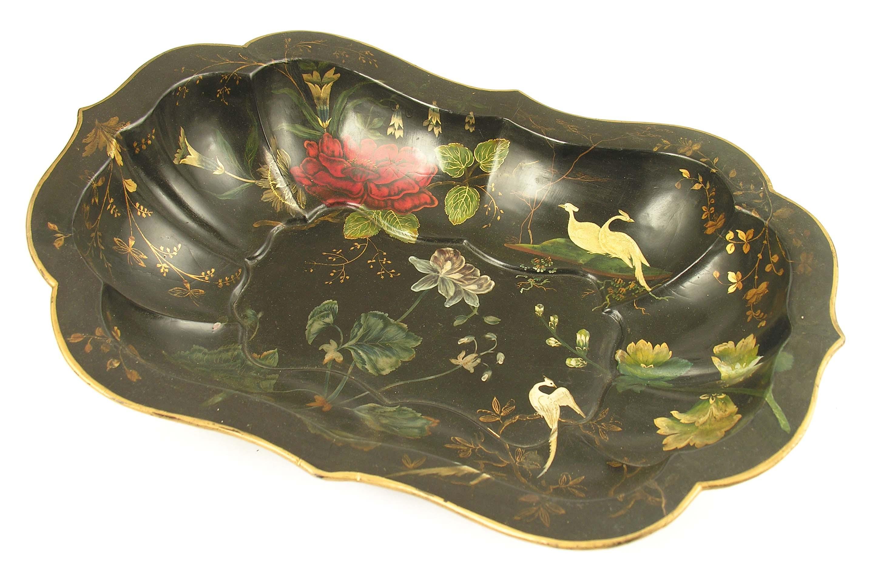 Appraisal: A Victorian papier-mache fruit dish