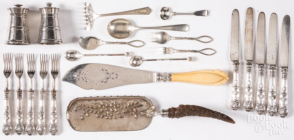 Appraisal: Miscellaneous sterling and silver plate Miscellaneous sterling and silver plate