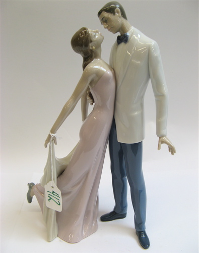 Appraisal: LLADRO GLAZED PORCELAIN FIGURINE Happy Anniversary of an affectionate well