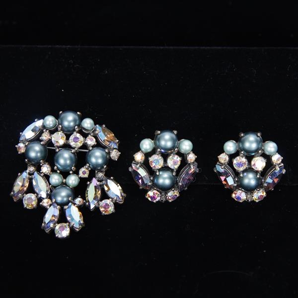 Appraisal: Schiaparelli pc Brooch Pin Clip earrings H x W