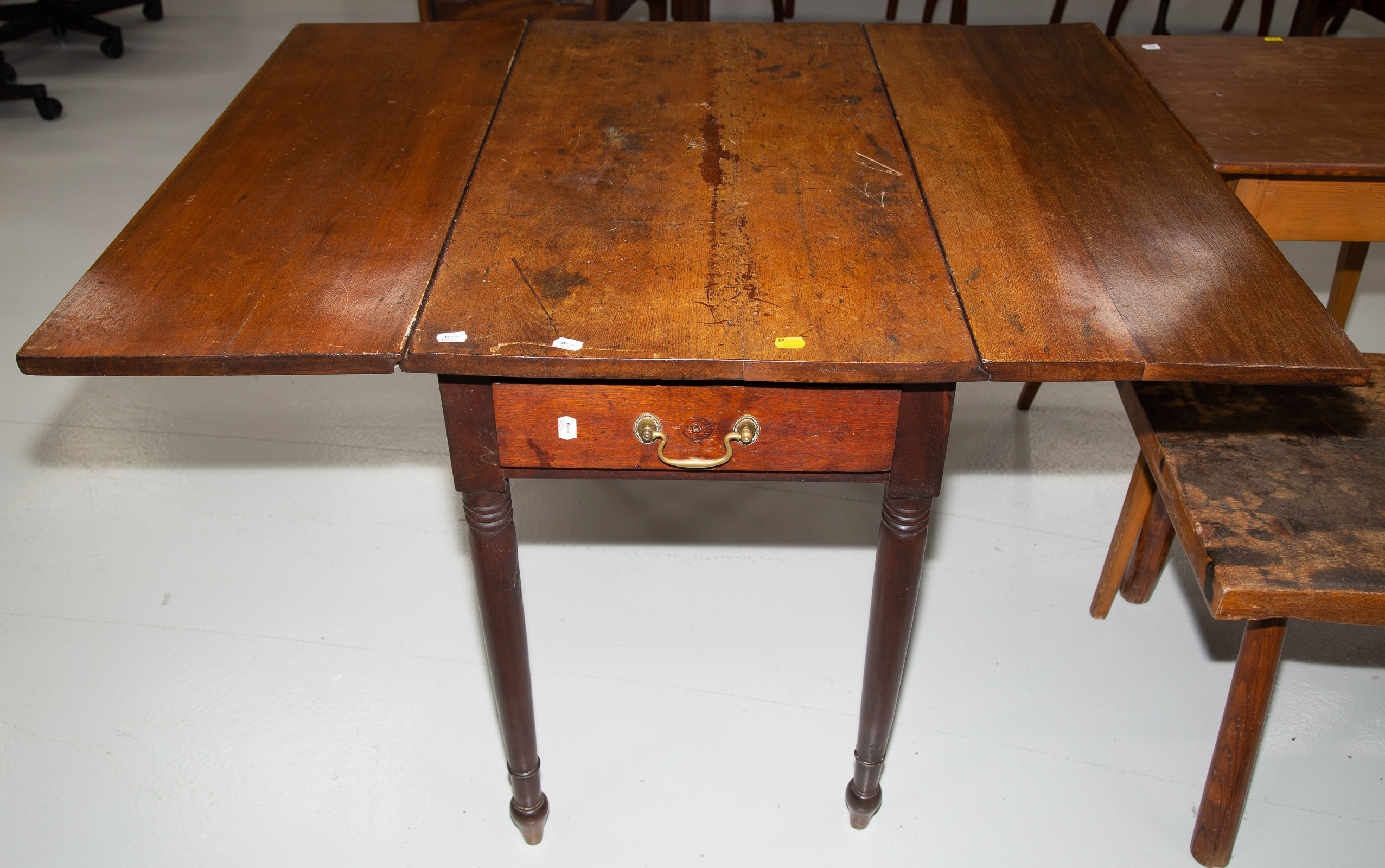 Appraisal: AMERICAN VERNACULAR ONE-DRAWER DROP LEAF TABLE nd quarter th century