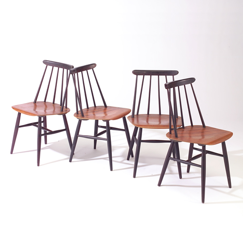 Appraisal: Set of four Illmari Tapiovarra chairs with molded plywood seats