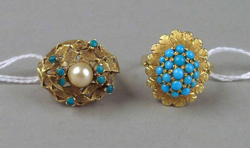 Appraisal: K yellow gold and turquoise cluster ring dwt together with